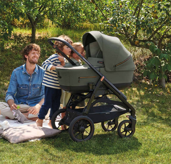 Inglesina Aptica XT Quattro Travel System - Magnet Grey - Pramsy