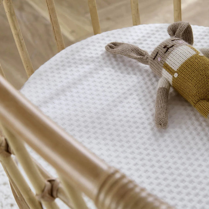 CuddleCo Aria Wave Crib - Rattan - Pramsy