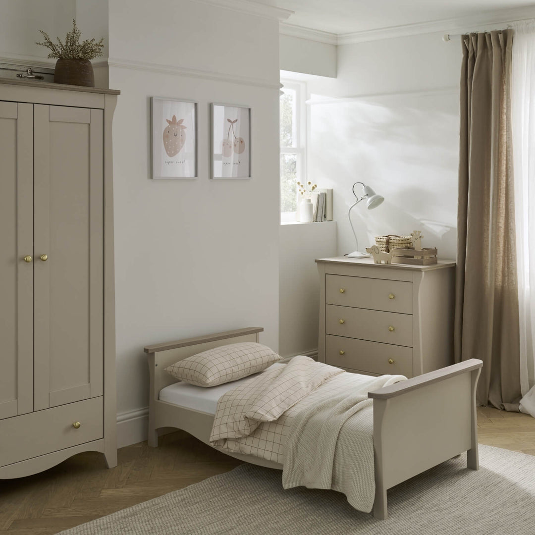 CuddleCo Clara Cot Bed - Cashmere & Ash - Pramsy