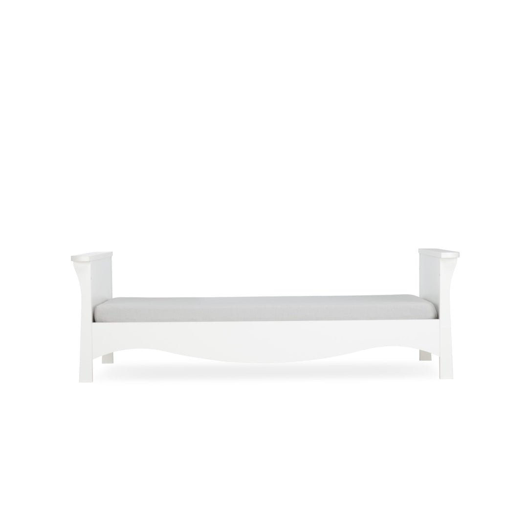 CuddleCo Clara Cot Bed - White - Pramsy