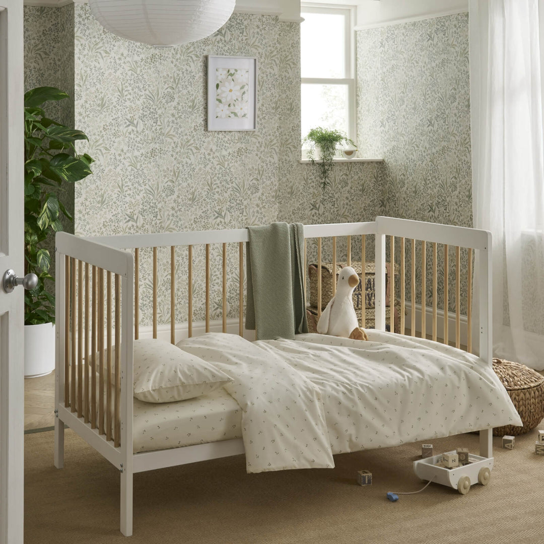 CuddleCo Nola Cot Bed - White/Natural - Pramsy