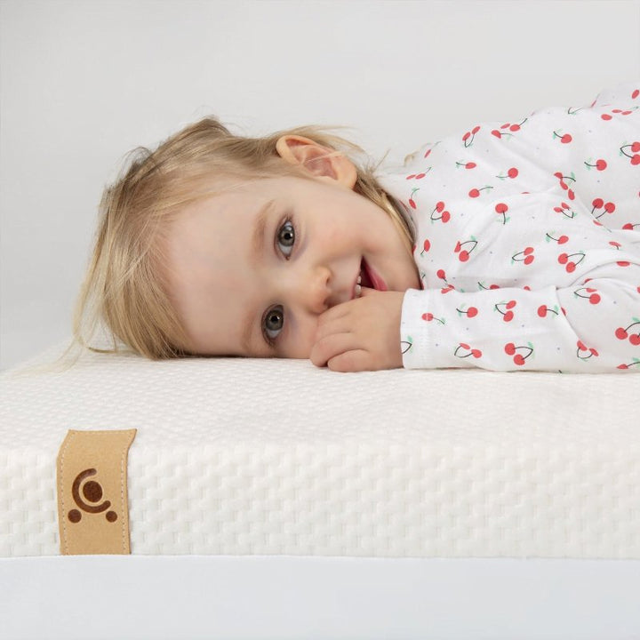 CuddleCo Signature Hypo - Allergenic Bamboo Pocket Sprung Cot Bed Mattress 140 x 70cm - Pramsy