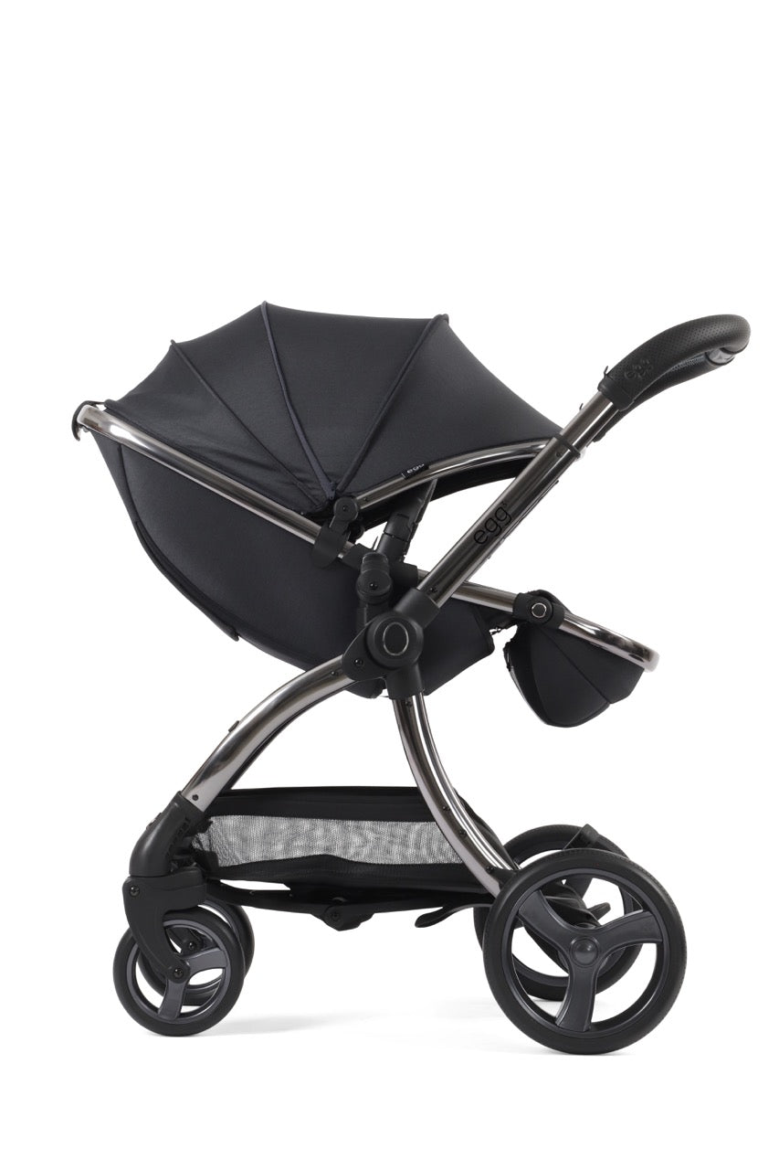 Egg3 Stroller & Carrycot with Egg Shell Car Seat and Base Luxury Bundle - Carbonite - Pramsy