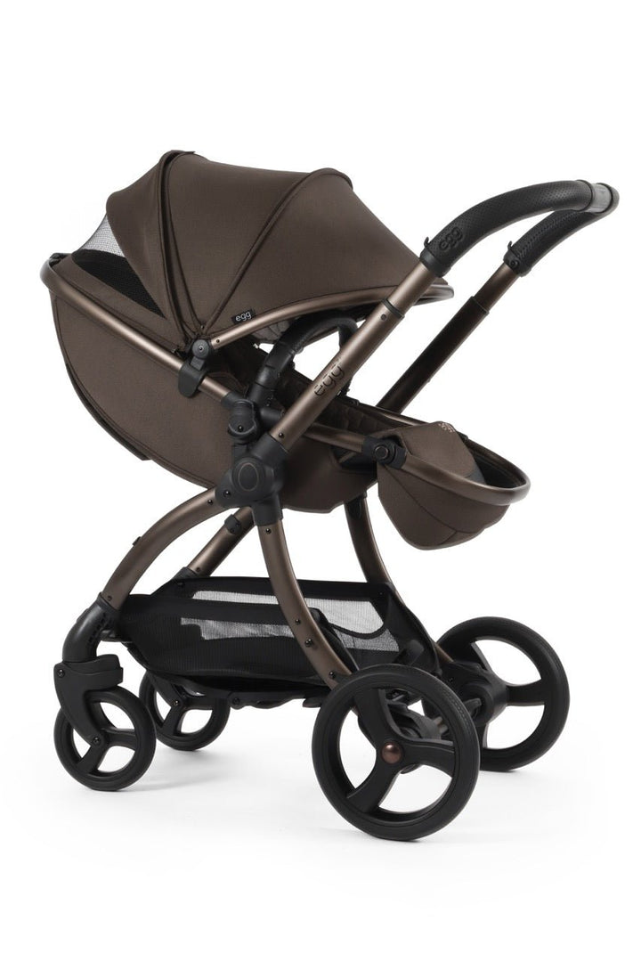 Egg3 Stroller & Carrycot with Egg Shell Car Seat and Base Luxury Bundle - Chocolate Velvet - New 2025 - Pramsy