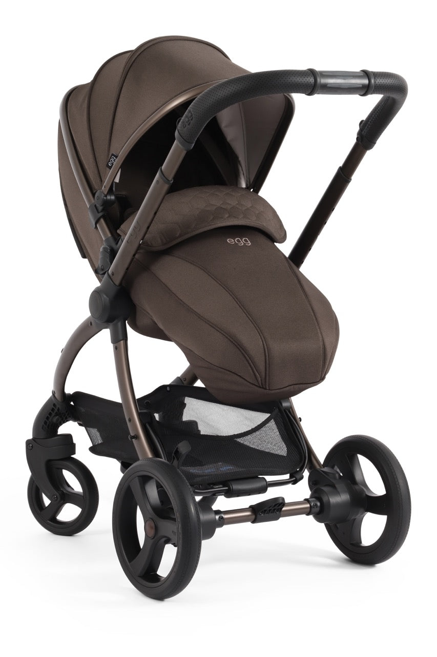 Egg3 Stroller & Carrycot with Egg Shell Car Seat and Base Luxury Bundle - Chocolate Velvet - New 2025 - Pramsy