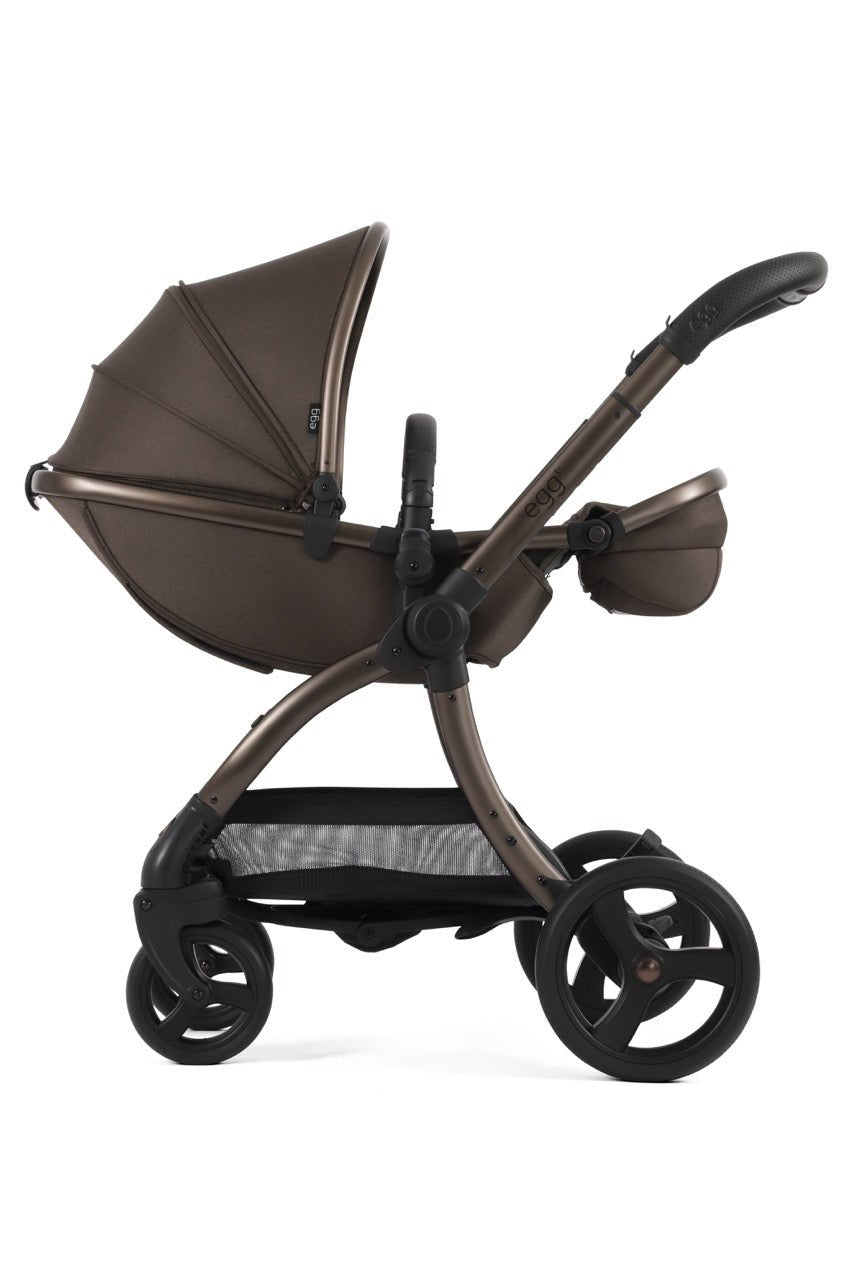 Egg3 Stroller & Carrycot with Egg Shell Car Seat and Base Luxury Bundle - Chocolate Velvet - New 2025 - Pramsy