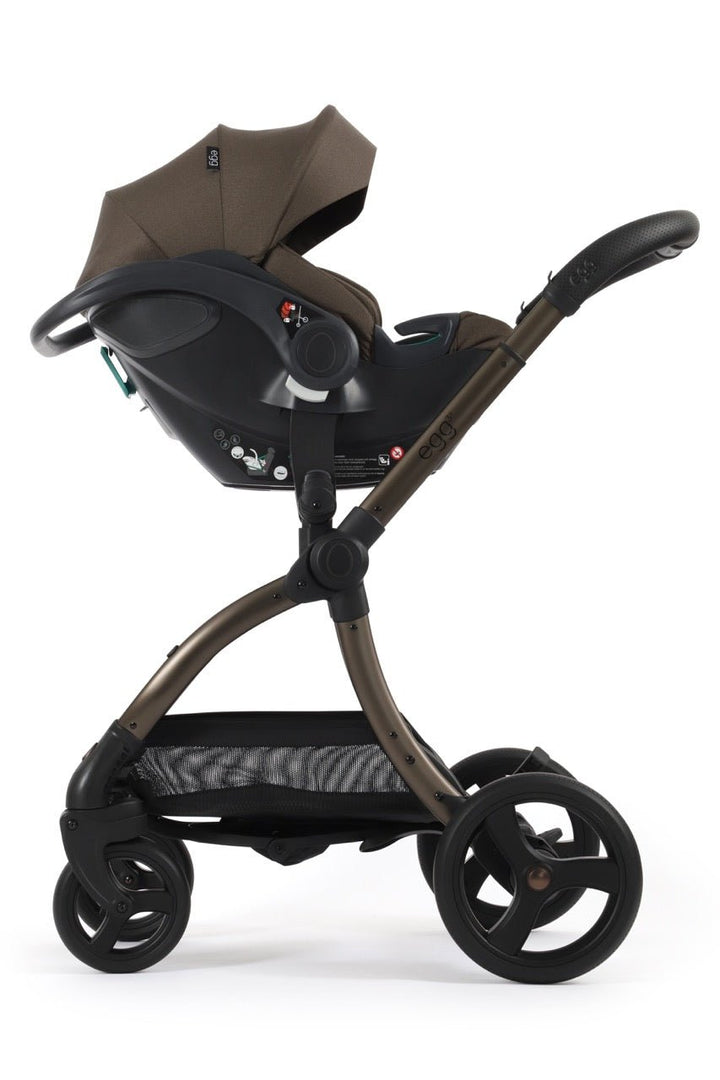 Egg3 Stroller & Carrycot with Egg Shell Car Seat and Base Luxury Bundle - Chocolate Velvet - New 2025 - Pramsy