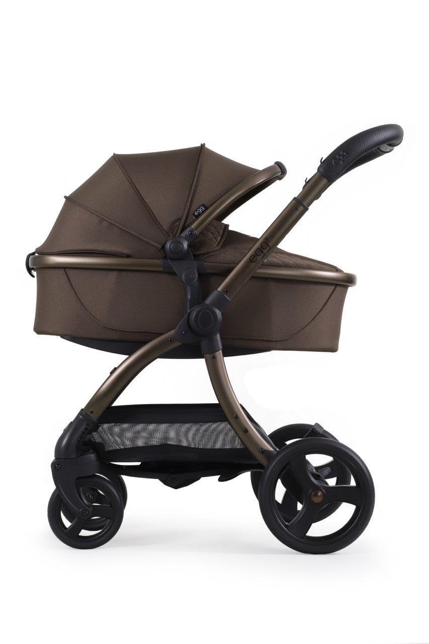 Egg3 Stroller & Carrycot with Egg Shell Car Seat and Base Luxury Bundle - Chocolate Velvet - New 2025 - Pramsy