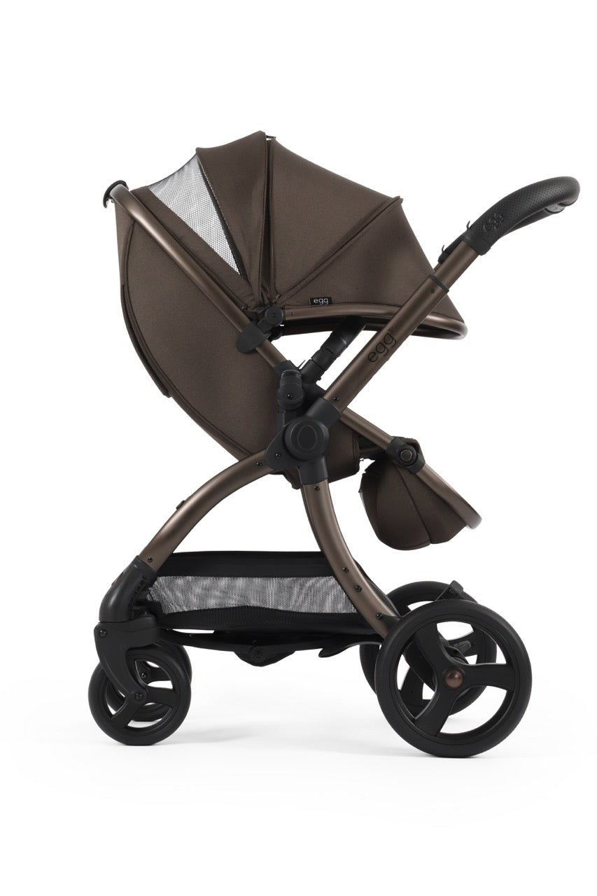 Egg3 Stroller & Carrycot with Egg Shell Car Seat and Base Luxury Bundle - Chocolate Velvet - New 2025 - Pramsy