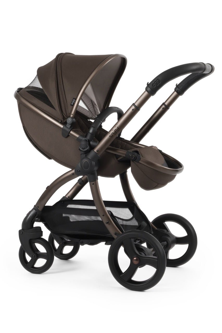 Egg3 Stroller & Carrycot with Egg Shell Car Seat and Base Luxury Bundle - Chocolate Velvet - New 2025 - Pramsy