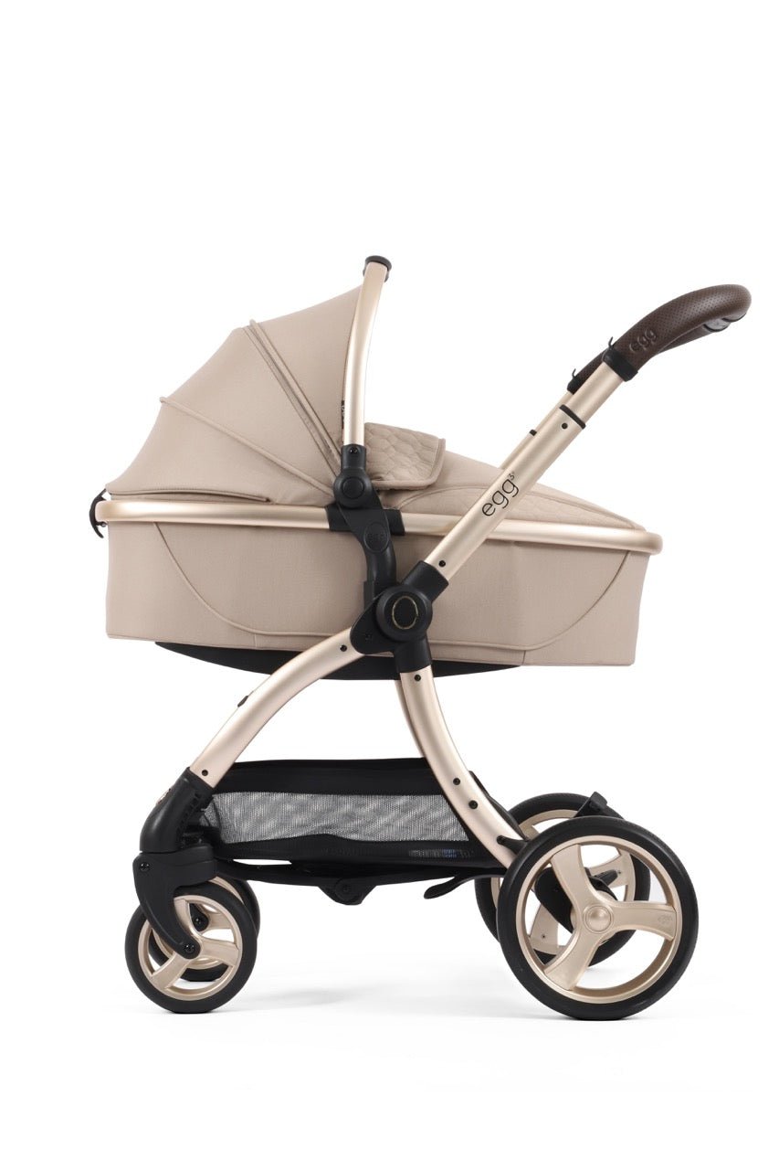 Egg3 Stroller & Carrycot with Egg Shell Car Seat and Base Luxury Bundle - Feather - Pramsy