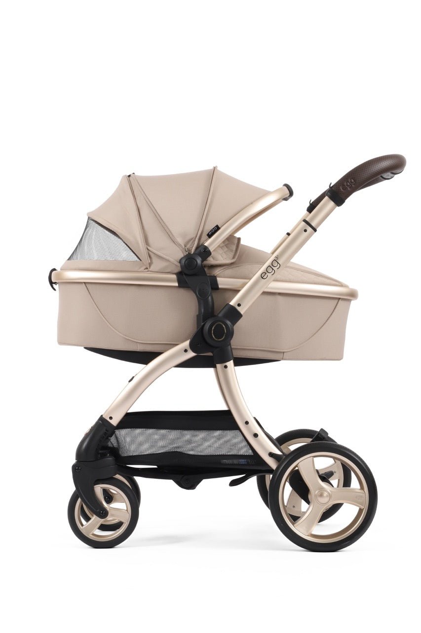 Egg3 Stroller & Carrycot with Egg Shell Car Seat and Base Luxury Bundle - Feather - Pramsy