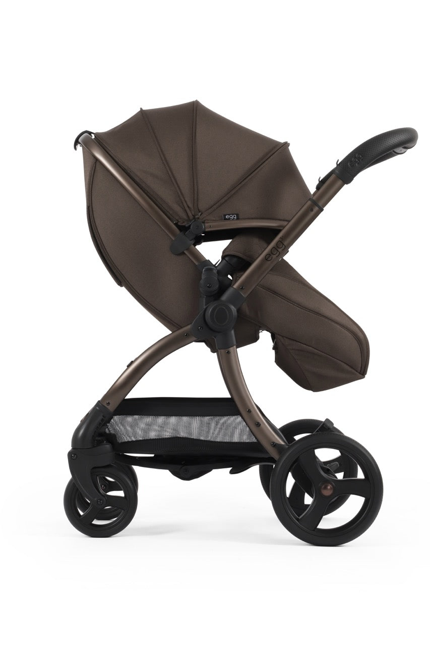 Egg3 Stroller & Carrycot with Egg Shell Car Seat and Base Luxury Bundle - Chocolate Velvet - New 2025 - Pramsy