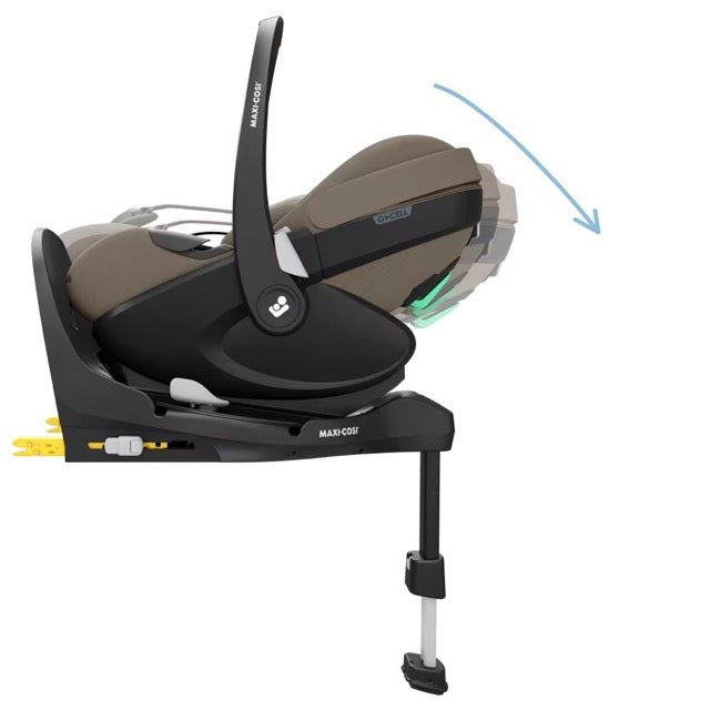 Maxi-Cosi Pebble 360 Pro2 Car Seat + FamilyFix 360 Pro Base